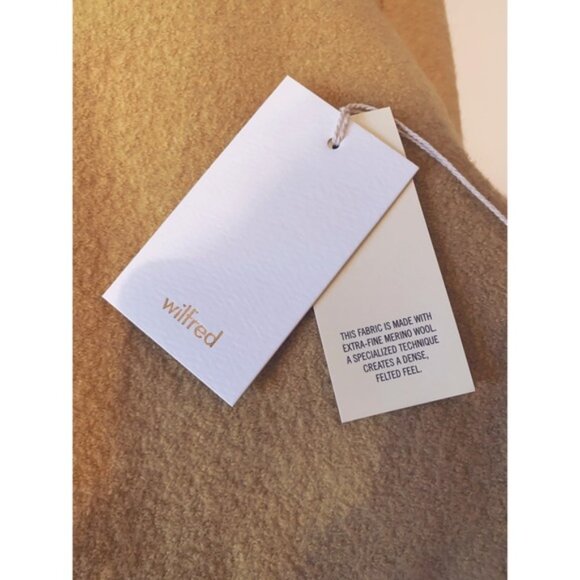 Aritzia Brullon Sweater NWT - Picture 7 of 7